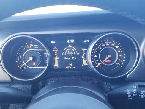 Used 2018 Jeep Wrangler Unlimited Sport S AWD/4WD image 19