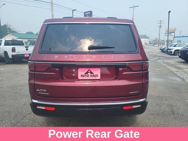 Used 2023 Jeep Wagoneer Series III w/ Premium Group I AWD/4WD image 27