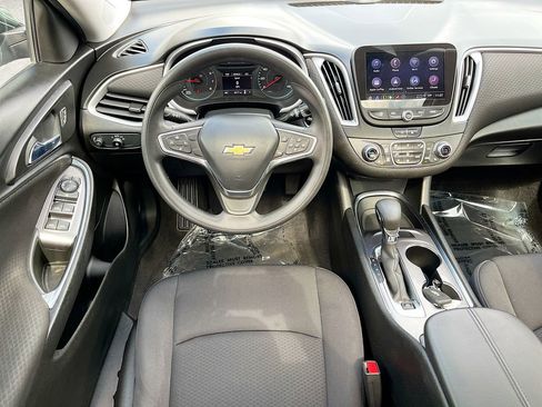 Used 2022 Chevrolet Malibu LT FWD image 22