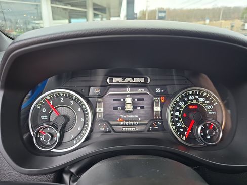 Used 2023 RAM 1500 Big Horn image 16