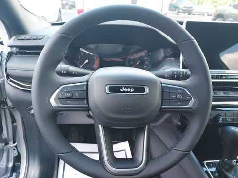 New 2026 Jeep Compass Latitude AWD/4WD image 20