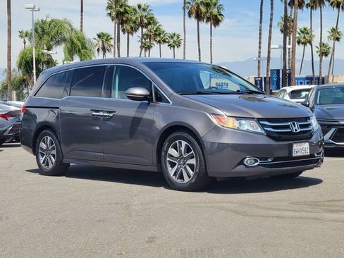 Used 2016 Honda Odyssey Touring Elite image 39