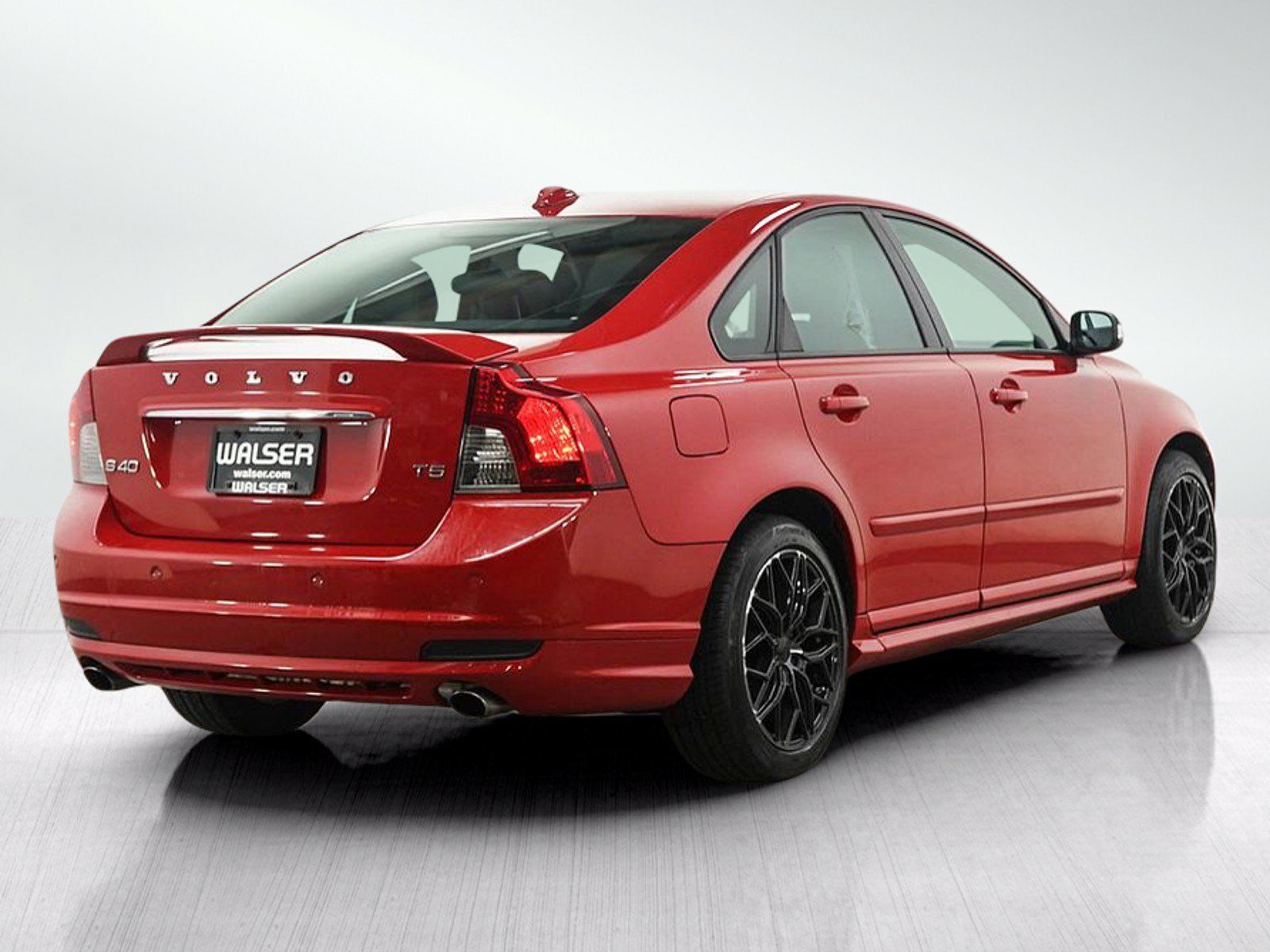 Used 2011 Volvo S40 T5 R-Design FWD image 5
