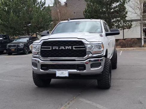 Used 2022 RAM 2500 Big Horn AWD/4WD image 4