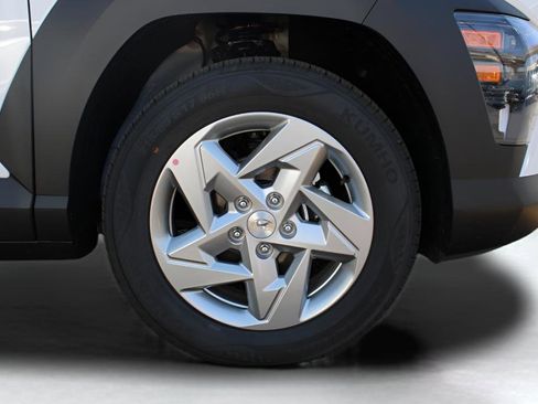 New 2026 Hyundai Kona SE FWD image 9