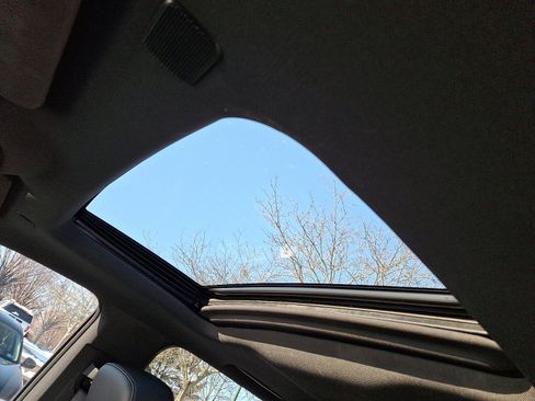 Used 2023 GMC Canyon Elevation w/ Elevation Premium Package image 14