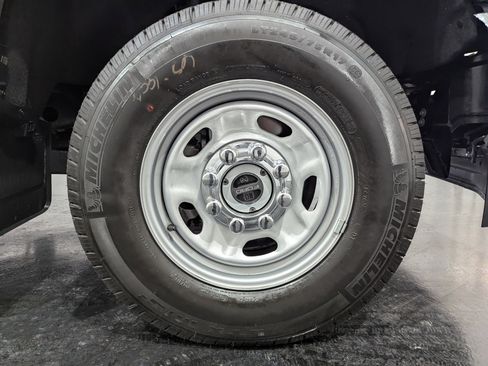 Used 2024 Ford F250 XL image 5