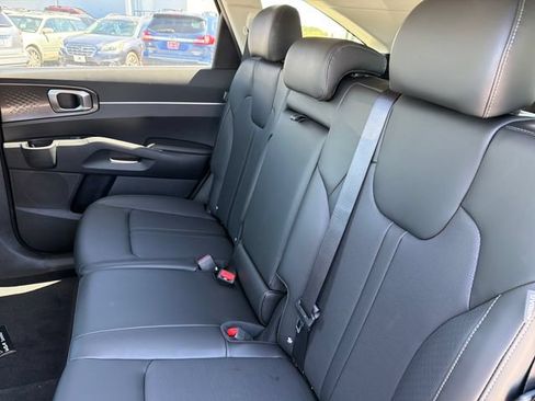 New 2026 Kia Sorento S w/ S Panoramic Sunroof Package FWD image 19
