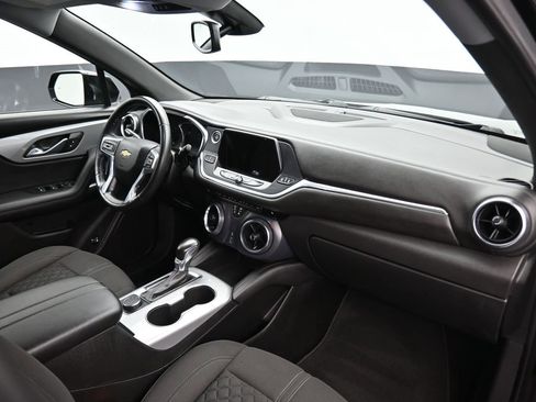 Used 2020 Chevrolet Blazer LT image 41