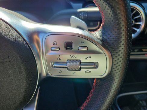 Used 2022 Mercedes-Benz A 220 4MATIC image 20