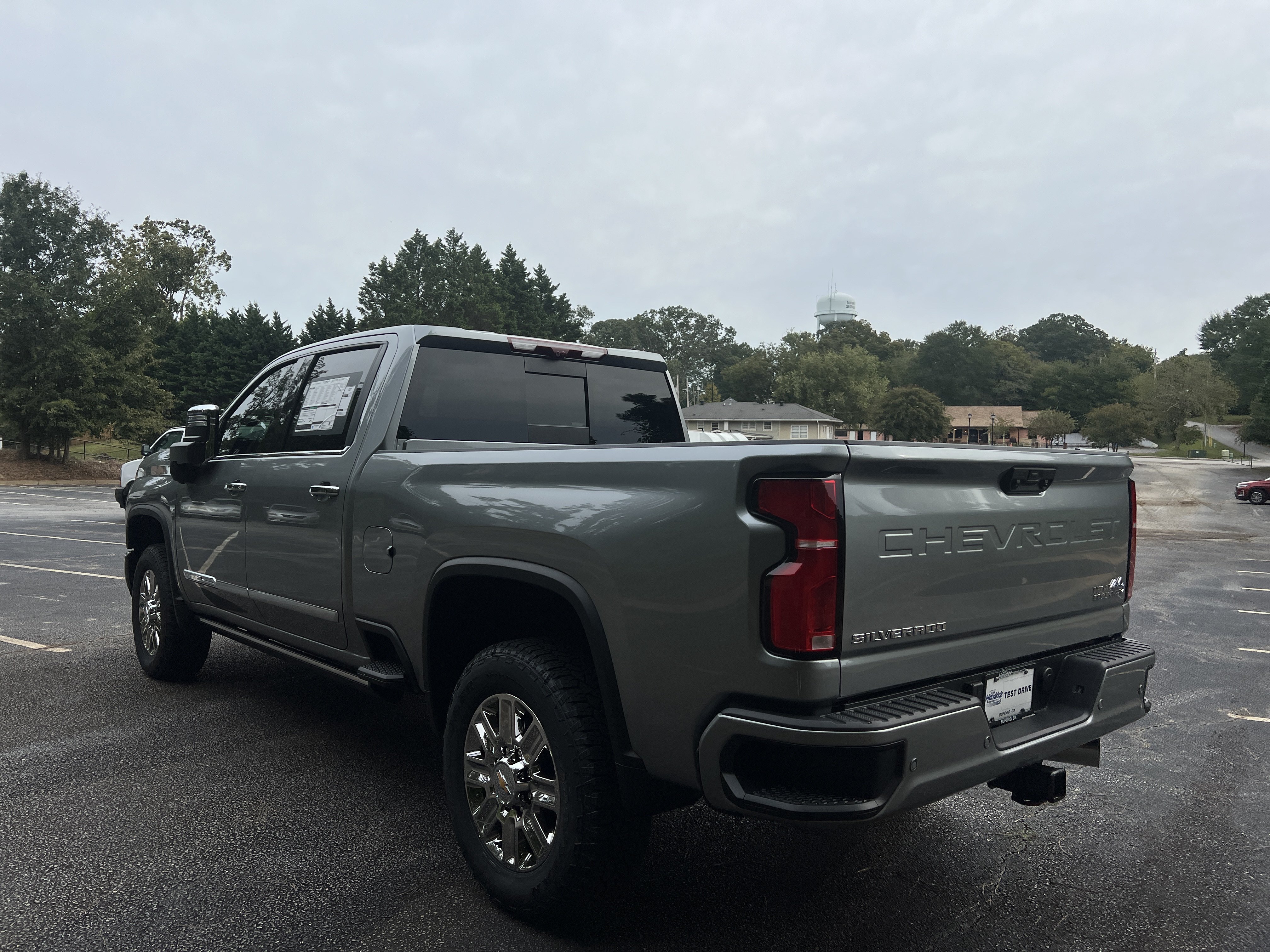 New 2026 Chevrolet Silverado 2500 High Country w/ High Country Premium Package AWD/4WD image 7