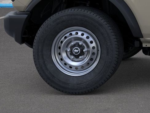 New 2026 Ford Bronco 2-Door AWD/4WD image 21