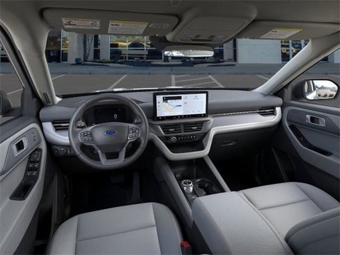 New 2026 Ford Explorer Active w/ Active Comfort Package image 9