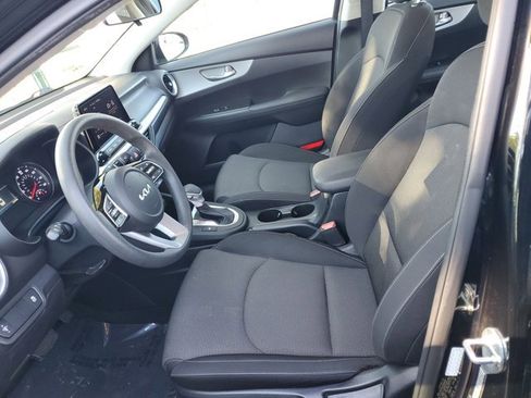 Used 2023 Kia Forte LXS image 11