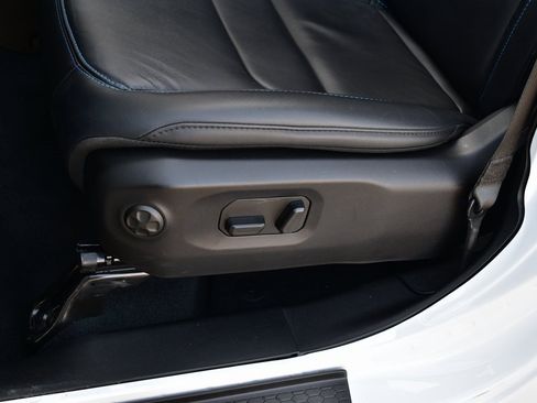 Used 2024 Jeep Wrangler High Altitude image 20