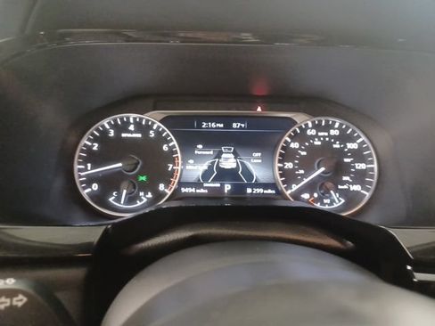 Used 2025 Nissan Pathfinder SV FWD image 26