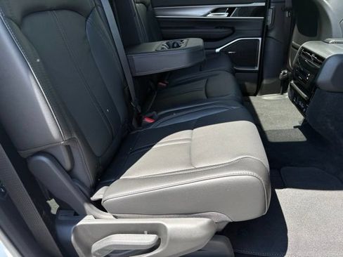 New 2026 Jeep Grand Wagoneer 4WD image 19