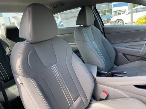New 2025 Hyundai Elantra Sport FWD image 33