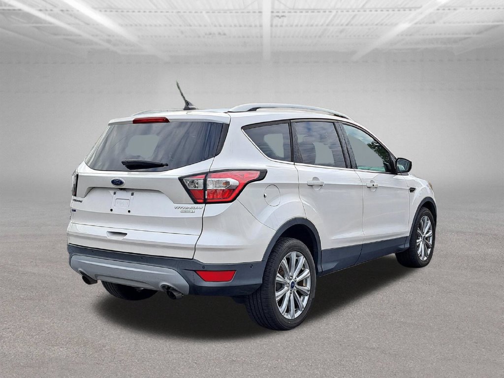 Used 2018 Ford Escape Titanium w/ Ford Safe & Smart Package FWD image 7