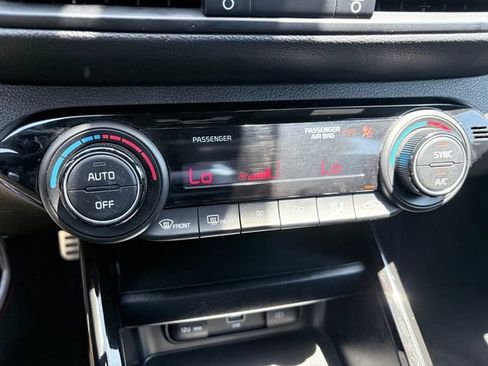 Used 2023 Kia Forte GT-Line w/ GT-Line Technology Package FWD image 18