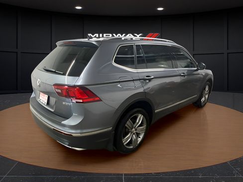 Used 2021 Volkswagen Tiguan SEL w/ 2-Row Tiguan MDO Package AWD/4WD image 4