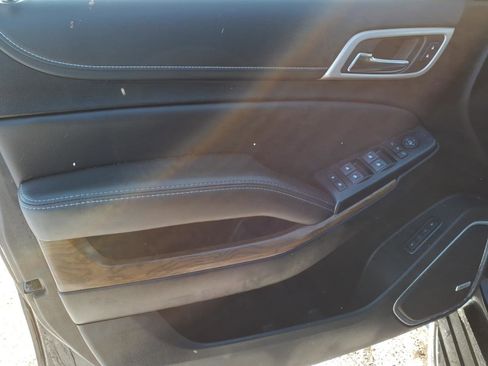 Used 2020 GMC Yukon Denali image 15