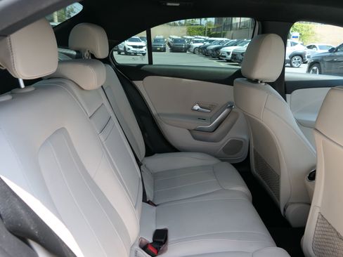 Used 2022 Mercedes-Benz A 220 image 25