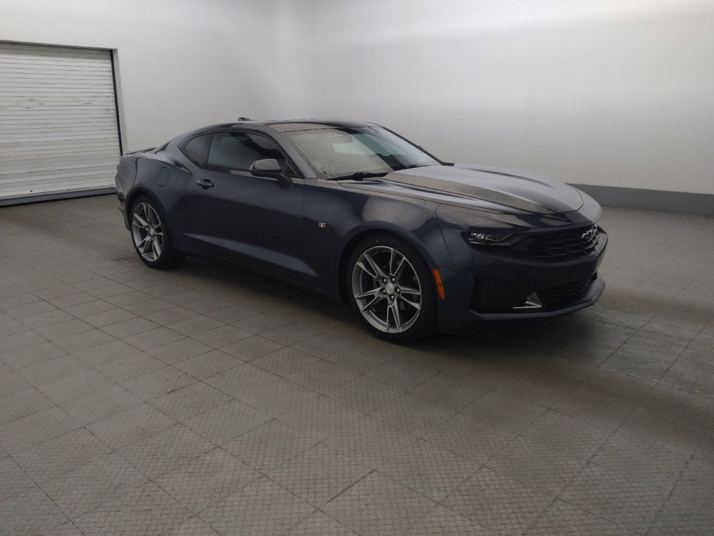 Used 2020 Chevrolet Camaro LT w/ RS Package RWD image 11