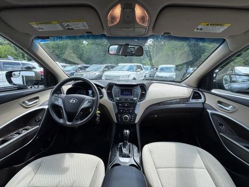 Used 2017 Hyundai Santa Fe Sport AWD/4WD image 14