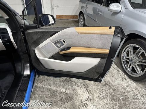 Used 2016 BMW i3 w/ Range Extender RWD image 24