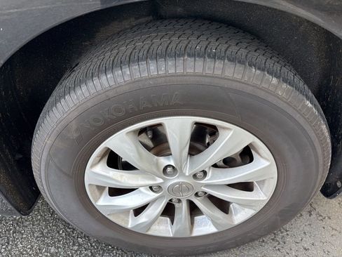 Used 2017 Chrysler Pacifica Touring-L image 17