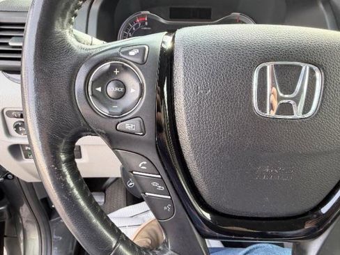 Used 2017 Honda Ridgeline RTL-E image 19
