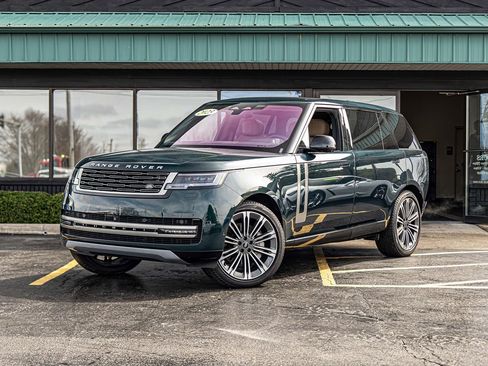 Used 2023 Land Rover Range Rover Long Wheelbase SE AWD/4WD image 5