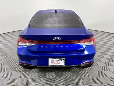 Used 2023 Hyundai Elantra Limited image 4