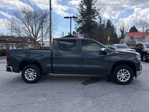 New 2026 Chevrolet Silverado 1500 LT w/ Z71 Off-Road Package AWD/4WD image 10