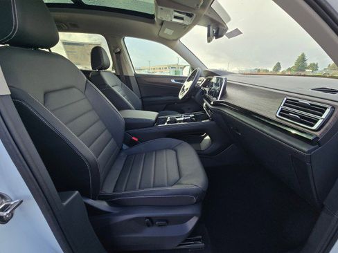 New 2026 Volkswagen Atlas SEL image 12