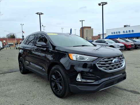 Used 2019 Ford Edge SEL w/ Equipment Group 201A image 3