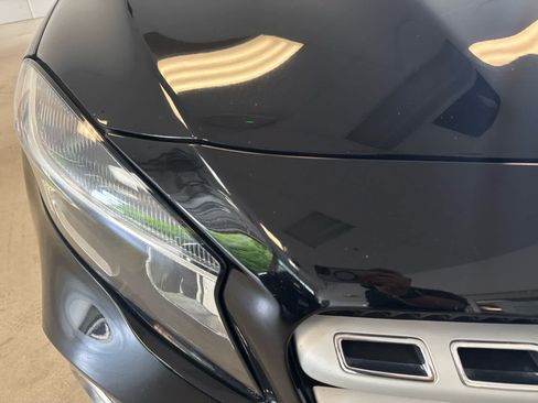 Used 2018 Mercedes-Benz GLA 250 4MATIC image 9