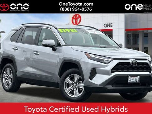 Certified 2025 Toyota RAV4 XLE image 1