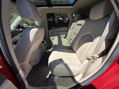 Used 2010 Cadillac SRX Luxury AWD/4WD image 10