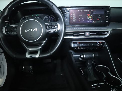 Used 2023 Kia K5 GT-Line AWD/4WD image 32