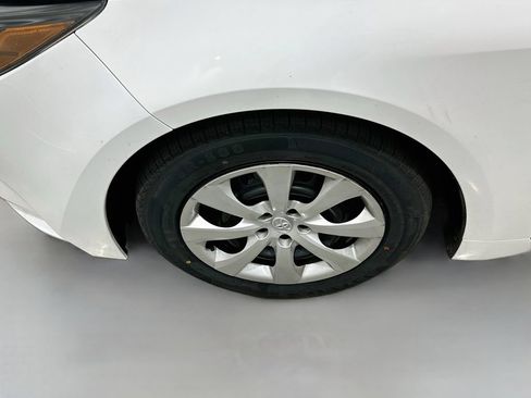 Used 2024 Toyota Corolla LE FWD image 30