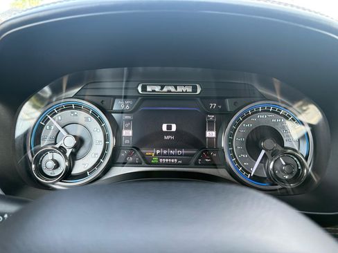Used 2019 RAM 1500 Limited AWD/4WD image 32