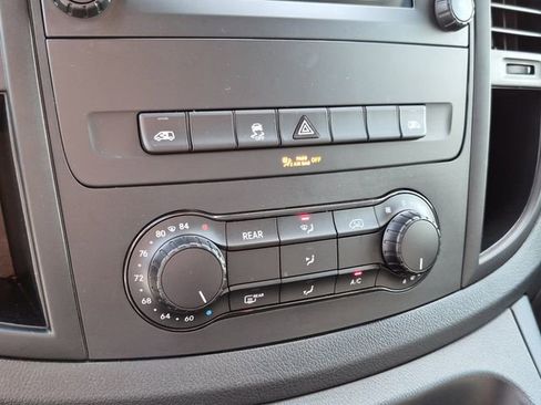 Used 2023 Mercedes-Benz Metris Passenger image 29