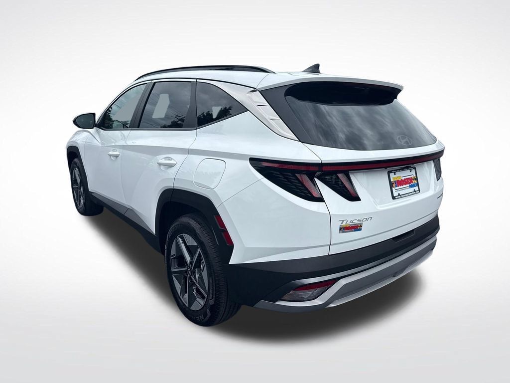 Certified 2025 Hyundai Tucson SEL AWD/4WD image 3