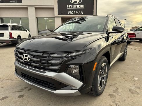 New 2026 Hyundai Tucson SEL image 1