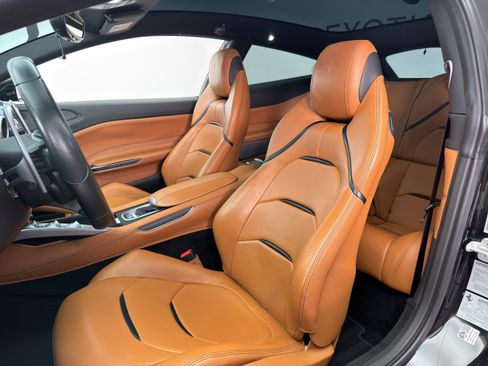 Used 2018 Ferrari GTC4Lusso T RWD image 27