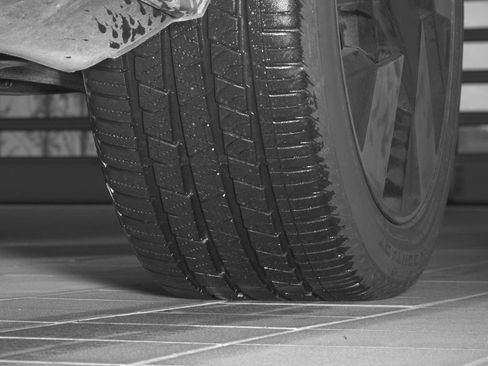 Used 2025 Volvo XC60 T8 Plus w/ Protection Package Premier image 10