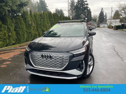 Used 2023 Audi Q4 e-tron Prestige w/ 20" Wheel Package