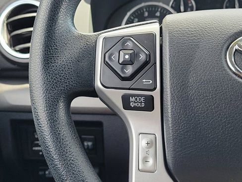 Used 2017 Toyota Tundra SR5 w/ SR5 Upgrade Package AWD/4WD image 20